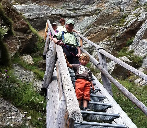 Stadel 公寓 萨斯格伦德